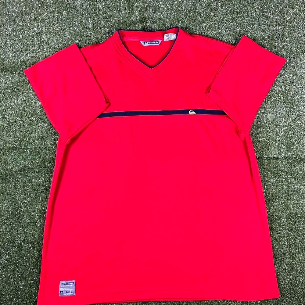 Quiksilver Men's Red T-shirt